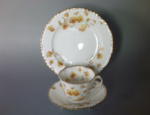 Antik crown staffordshire trio - staffordshire,